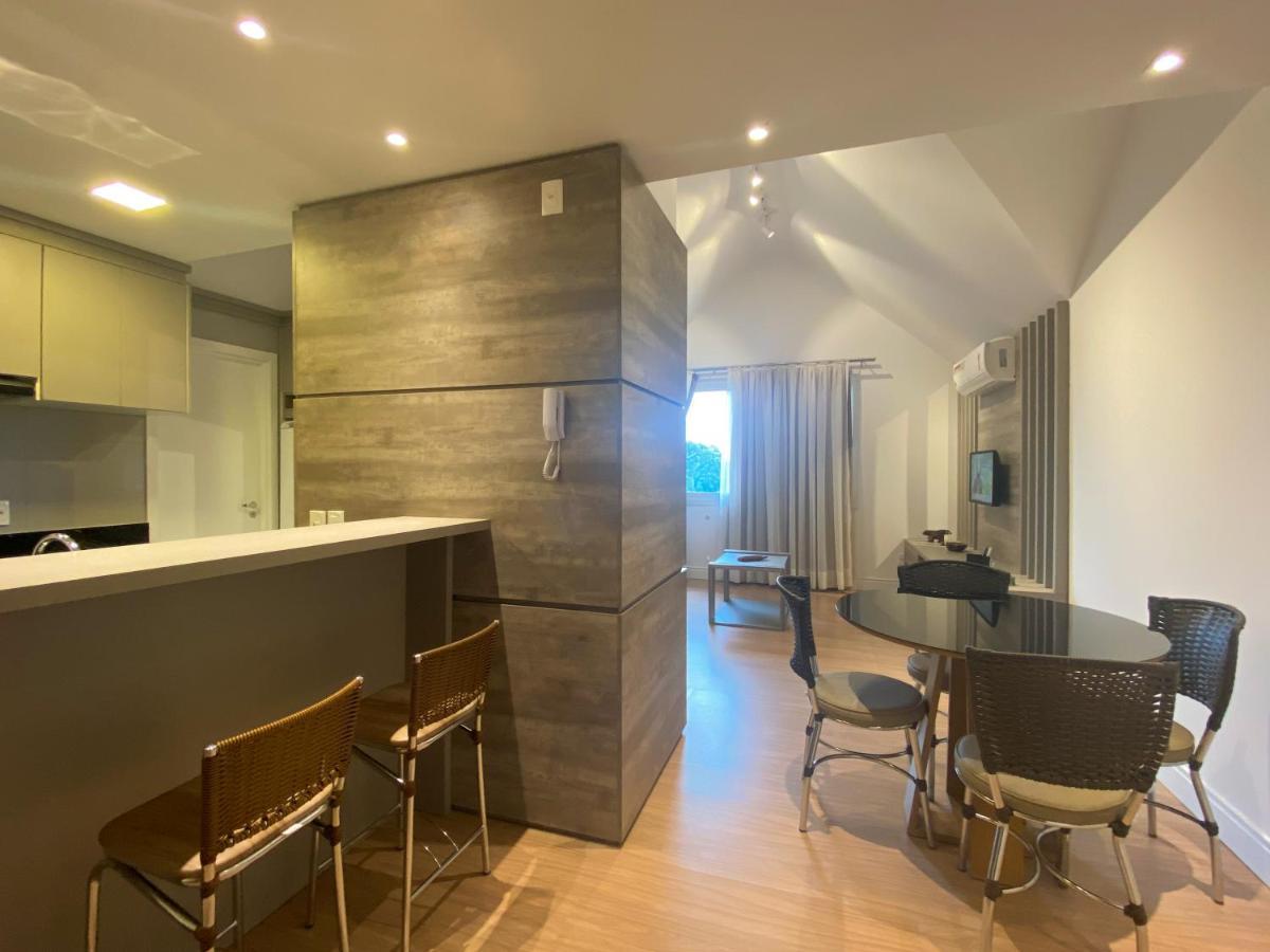Duplex Novo, Com 02 Suites, Para 06 Pessoas, E 02 Vagas De Garagem Canela Kültér fotó