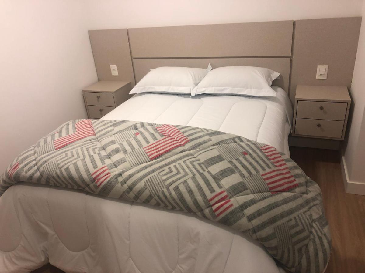 Duplex Novo, Com 02 Suites, Para 06 Pessoas, E 02 Vagas De Garagem Canela Kültér fotó