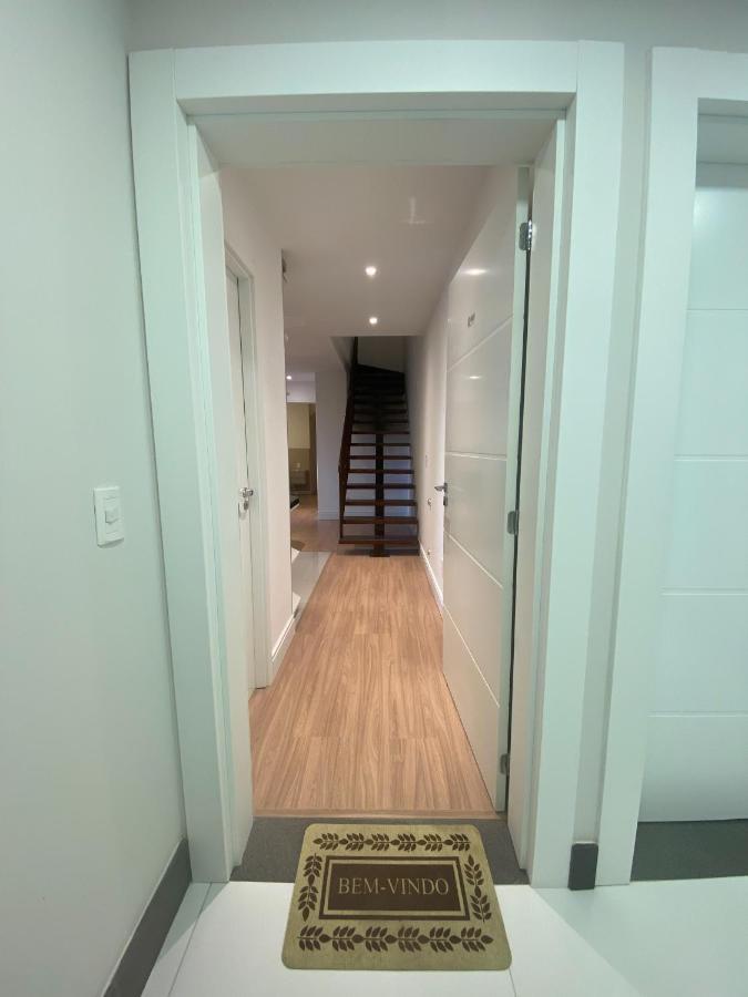 Duplex Novo, Com 02 Suites, Para 06 Pessoas, E 02 Vagas De Garagem Canela Kültér fotó